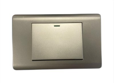 Διακόπτης οικιακής πρίζας